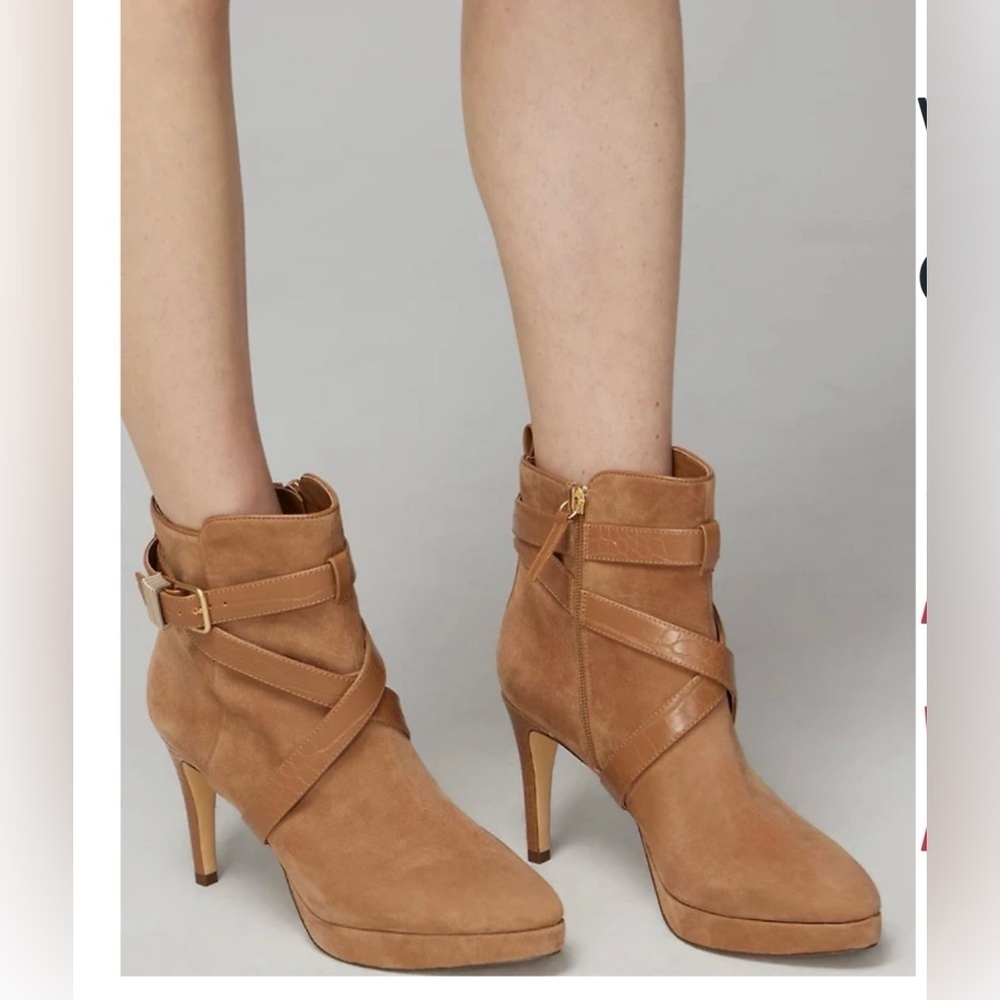 White House Black Market  Suede Ankle Boots Toasted Coconut Size 9 NWT